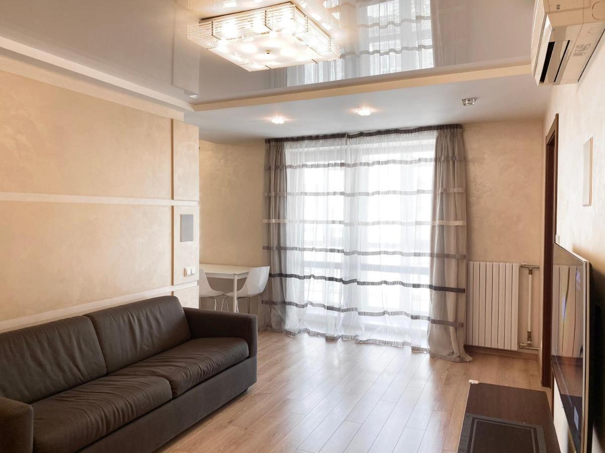 2-Bedroom Apartment Most City Area, Ekaterynoslav Square Dnjepropetovsk Buitenkant foto
