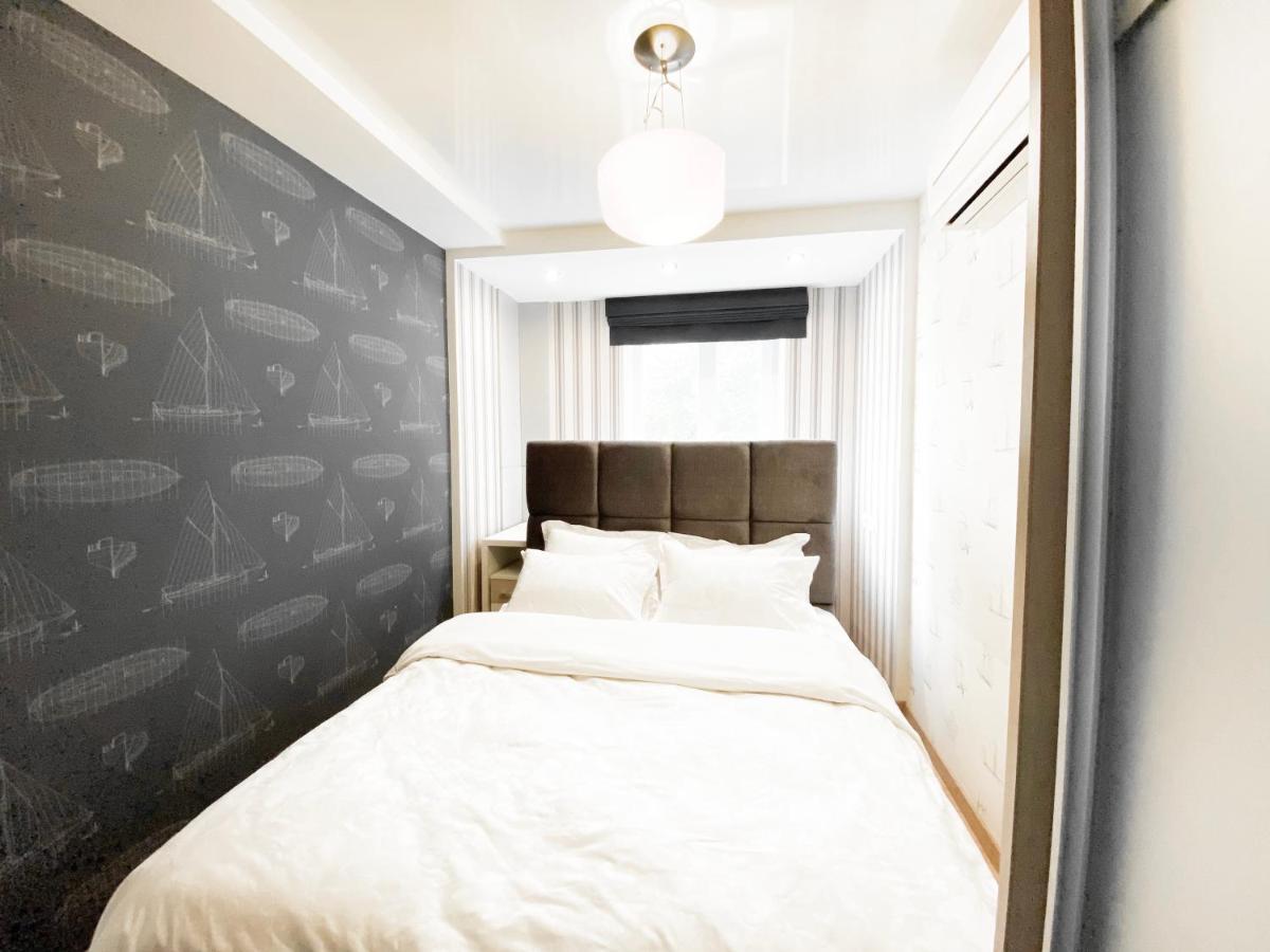 2-Bedroom Apartment Most City Area, Ekaterynoslav Square Dnjepropetovsk Buitenkant foto